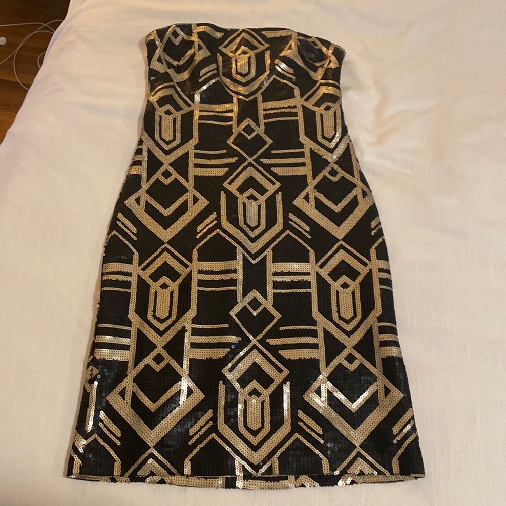 Ralph Lauren Sequin Dress. Black and gold. Size 6
